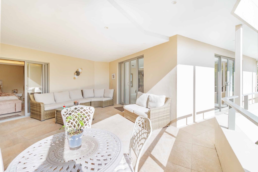 To Let 3 Bedroom Property for Rent in Higgovale Western Cape